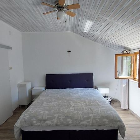 Apartman Kristina And Free Parking Mali Losinj Luaran gambar